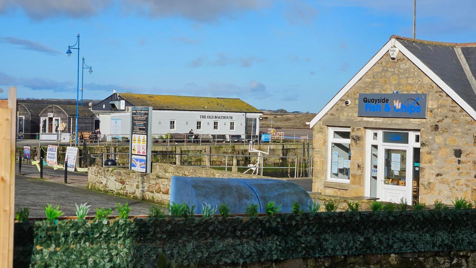 Amble Harbour Retreats Hotel Room photo